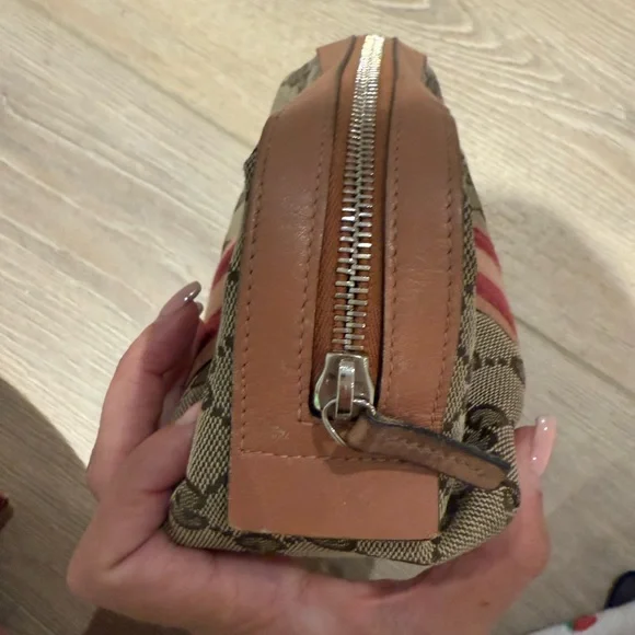 Gucci cosmetic pouch - Picture 6 of 8